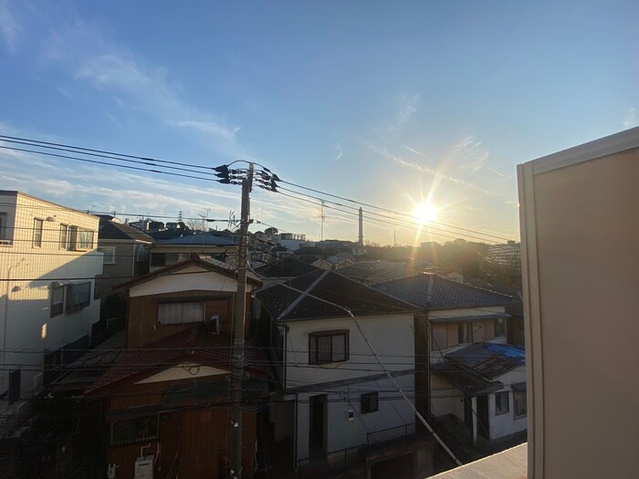 物件内観写真19　(室内からの展望)