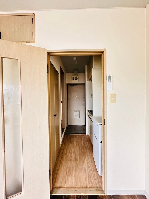 物件内観写真21　(廊下)