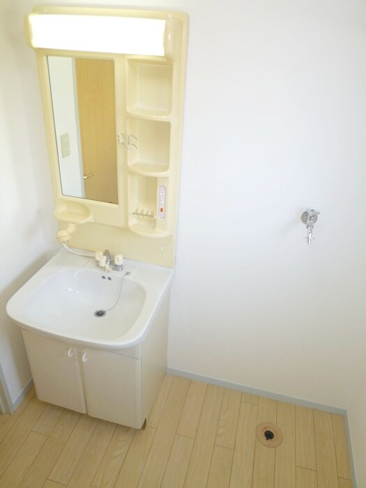 物件内観写真13　(洗面)