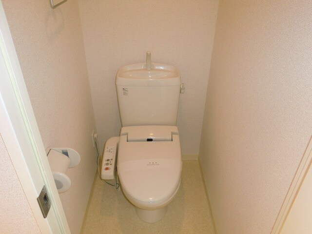 物件内観写真9　(トイレ)