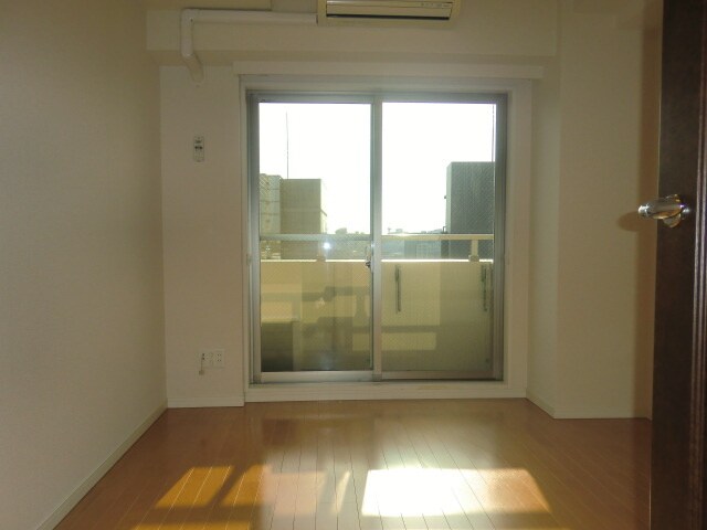 物件内観写真12　(居室)