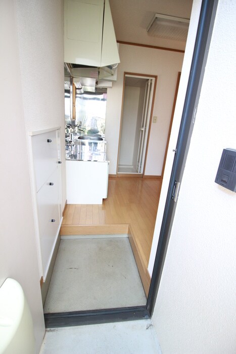 物件内観写真14　(玄関)