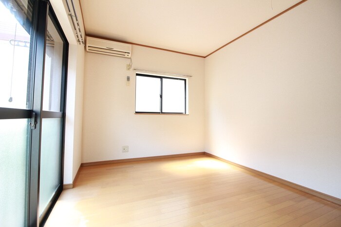 物件内観写真18　(居室)