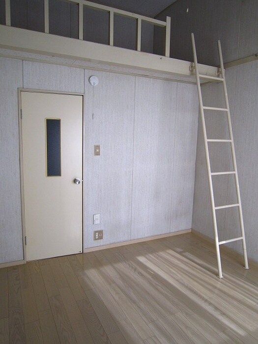 物件内観写真5　(居室)