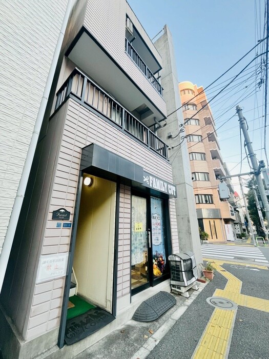 物件外観写真3　(外観写真)