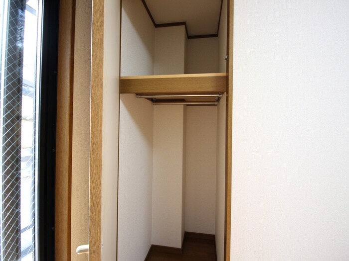 物件内観写真13　(収納)