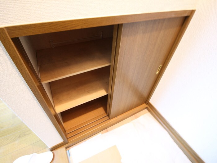 物件内観写真14　(靴箱)