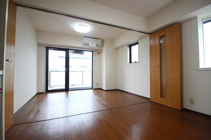 物件内観写真16　(居室)