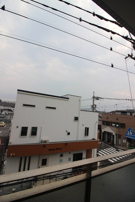 物件内観写真20　(室内からの展望)