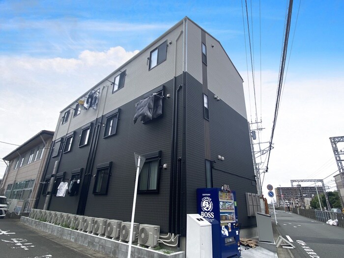 物件外観写真2　(外観写真)