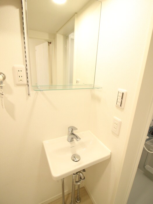 物件内観写真17　(洗面)