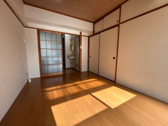 物件内観写真8　(居室)