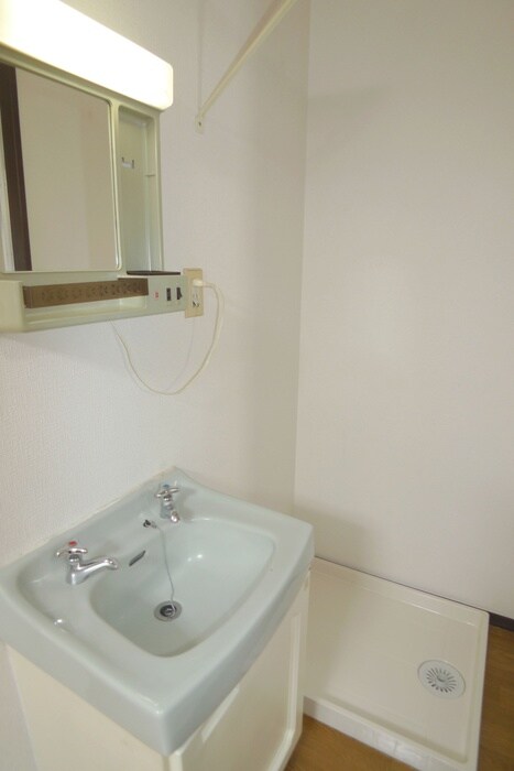 物件内観写真6　(洗面)