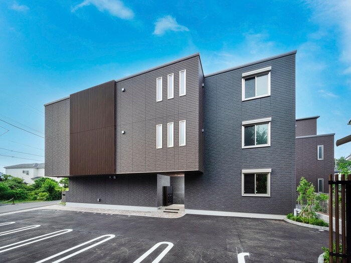 アティチュードの駐車場