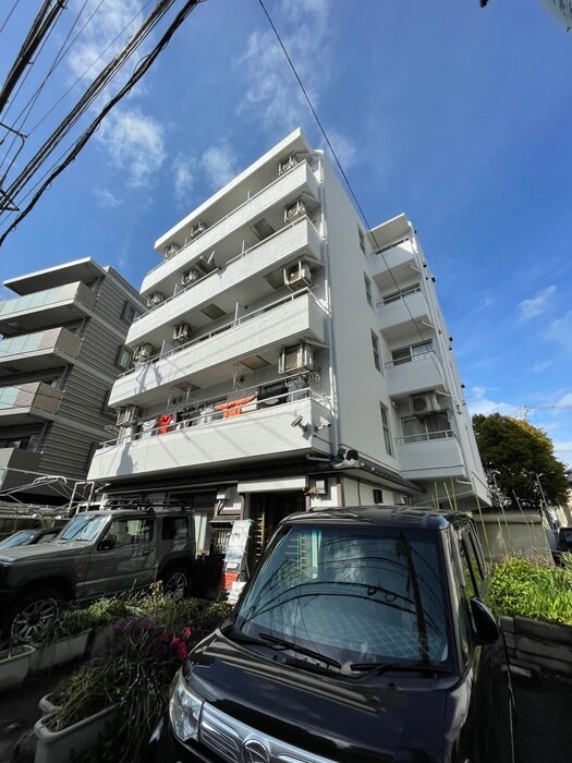 物件外観写真4　(駐車場)