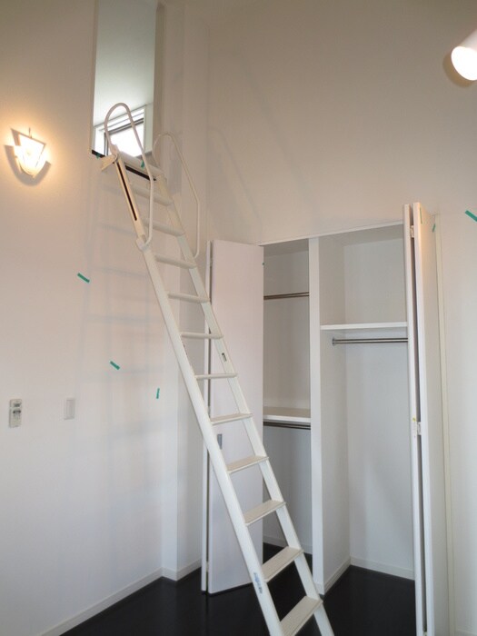 物件内観写真9　(居室)