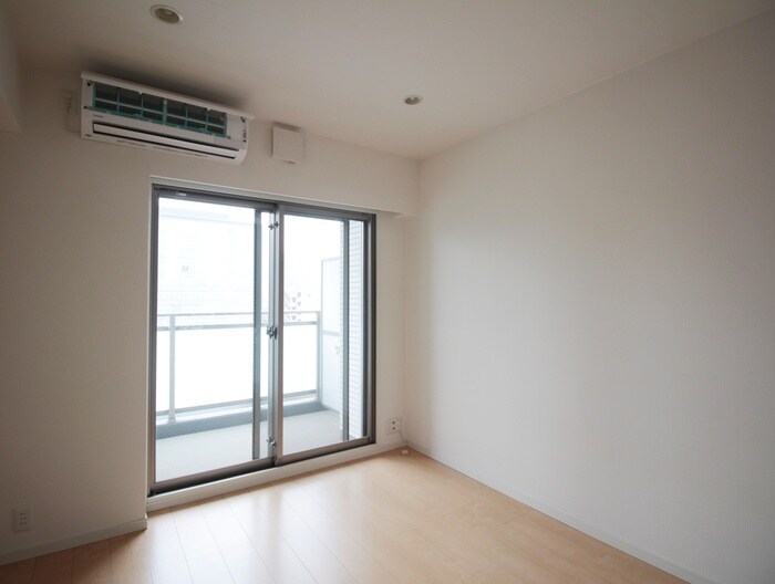 物件内観写真9　(ベランダ・バルコニー)