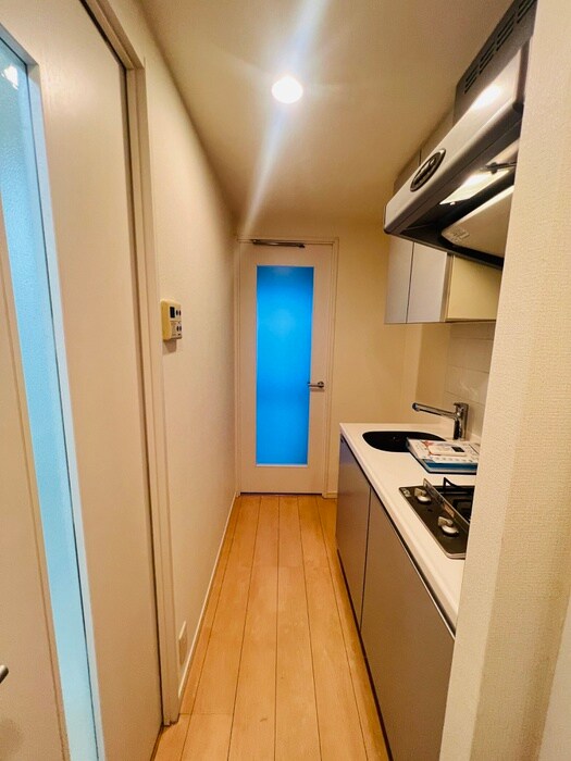 物件内観写真11　(廊下)