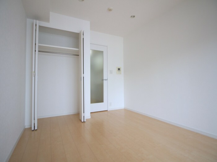 物件内観写真11　(居室)