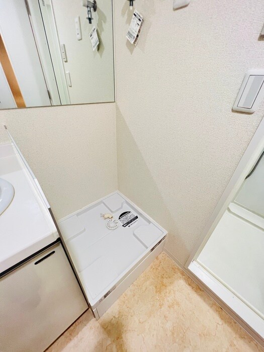 物件内観写真21　(洗濯機置場)