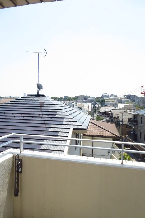 物件内観写真11　(室内からの展望)