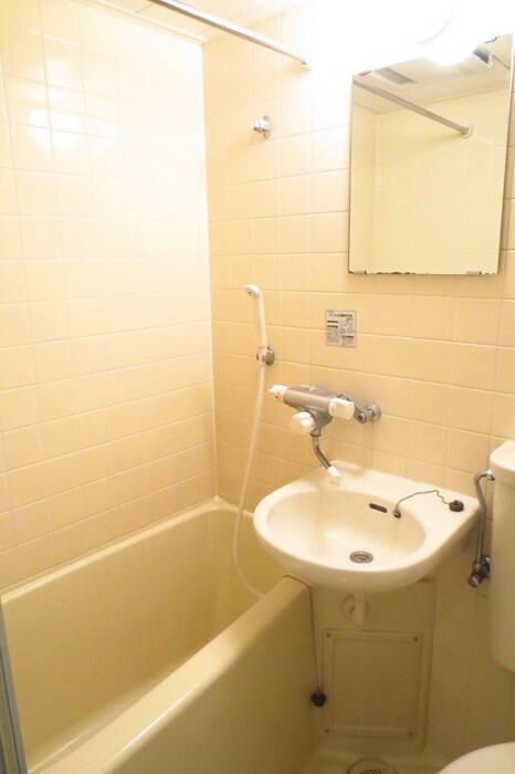 物件内観写真12　(バス／シャワールーム等)