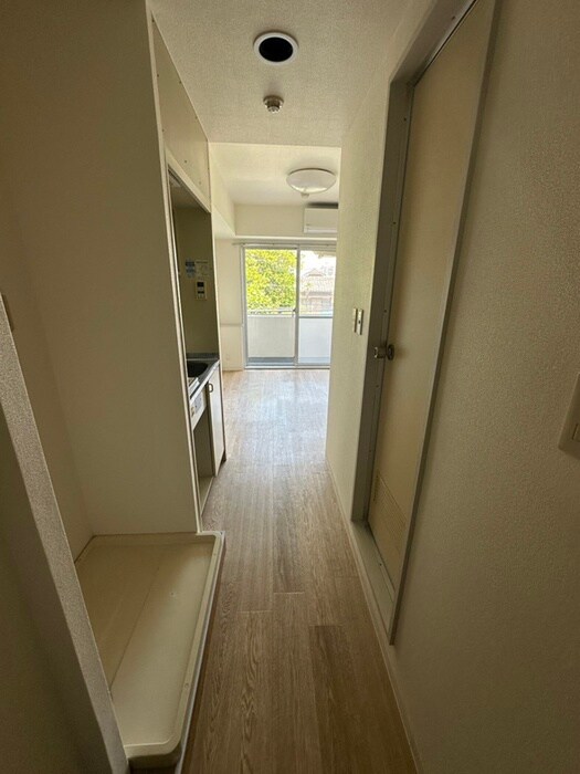 物件内観写真22　(廊下)