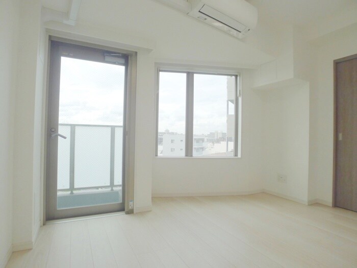 物件内観写真9　(ベランダ・バルコニー)