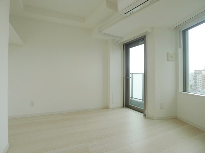 物件内観写真10　(居室)