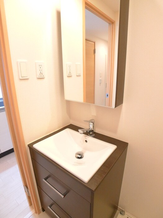 物件内観写真13　(洗面)