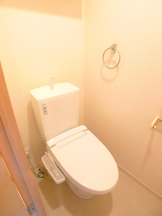 物件内観写真14　(トイレ)