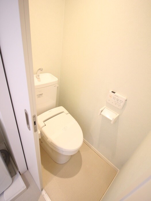 物件内観写真15　(トイレ)