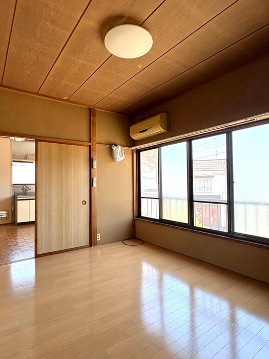 物件内観写真7　(居室)