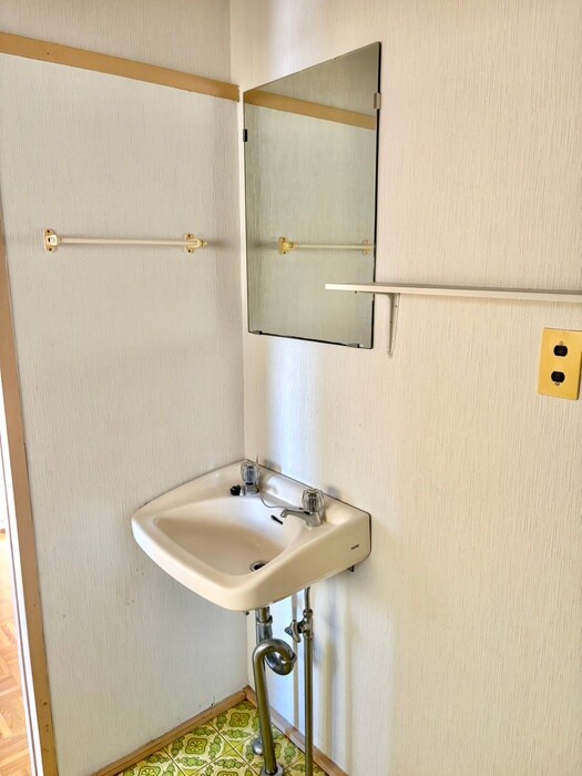 物件内観写真13　(洗面)
