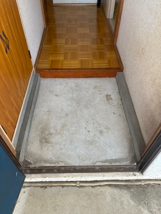 物件内観写真14　(玄関)