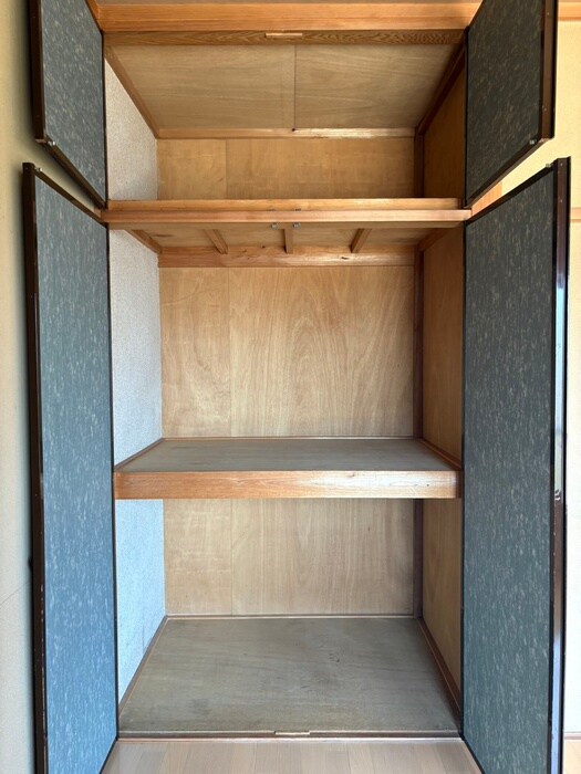 物件内観写真21　(収納)