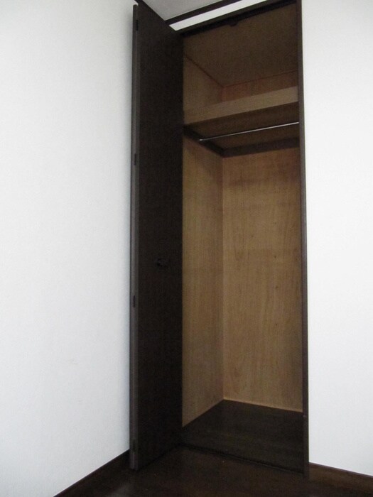 物件内観写真10　(収納)