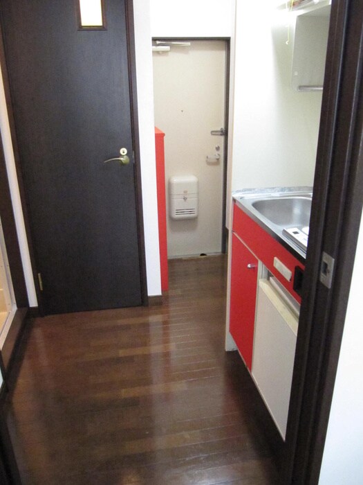 物件内観写真14　(廊下)