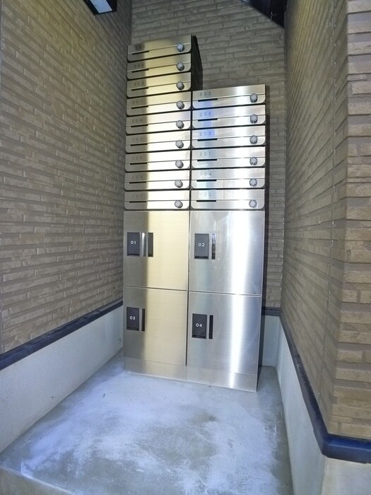 物件外観写真6　(建物設備)