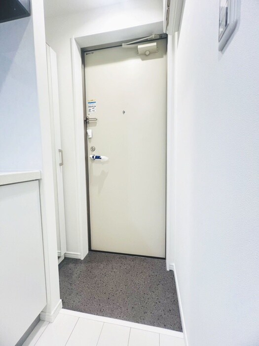物件内観写真19　(玄関)