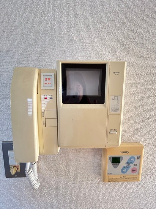 物件内観写真16　(室内からの展望)