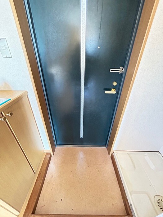 物件内観写真19　(玄関)