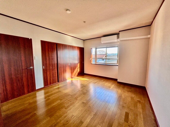 物件内観写真18　(居室)