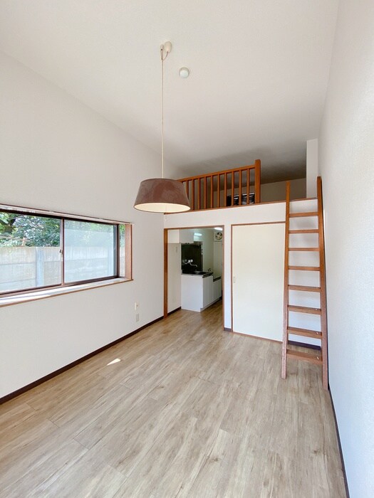 物件内観写真7　(居室)