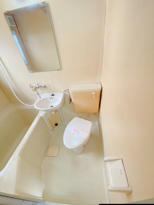 物件内観写真12　(トイレ)