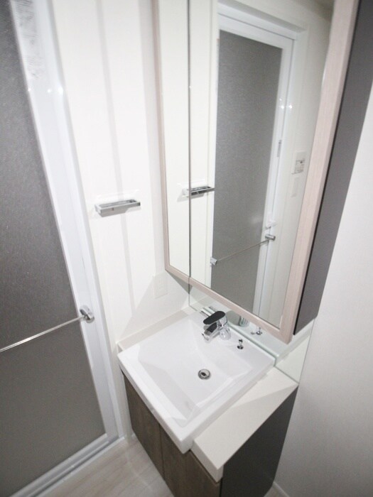 物件内観写真15　(洗面)