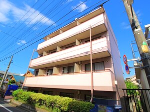 パ－ク・マンション外観写真