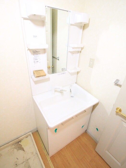 物件内観写真12　(洗面)