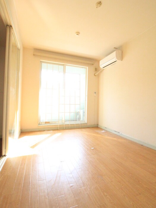 物件内観写真14　(居室)