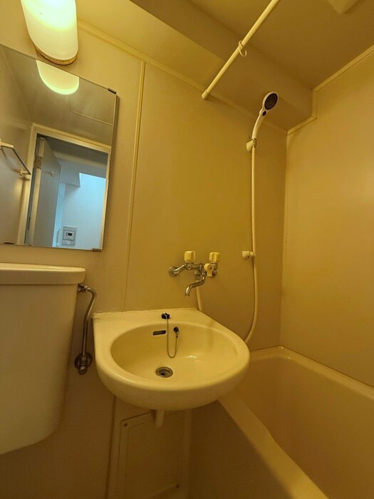 物件内観写真13　(洗面)